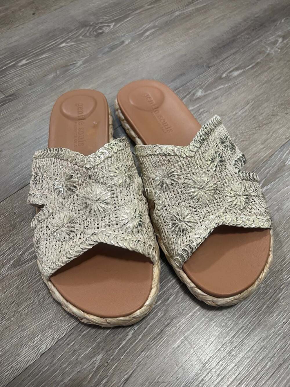 Gentle Souls by Kenneth Cole Tristan Woven Slide 10